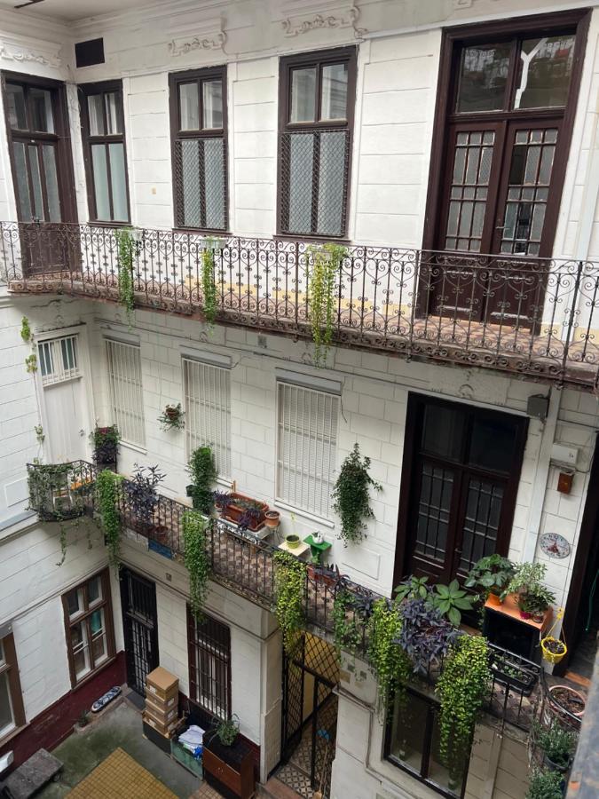 Kiko'S Forest Apartment Budapest Exterior photo